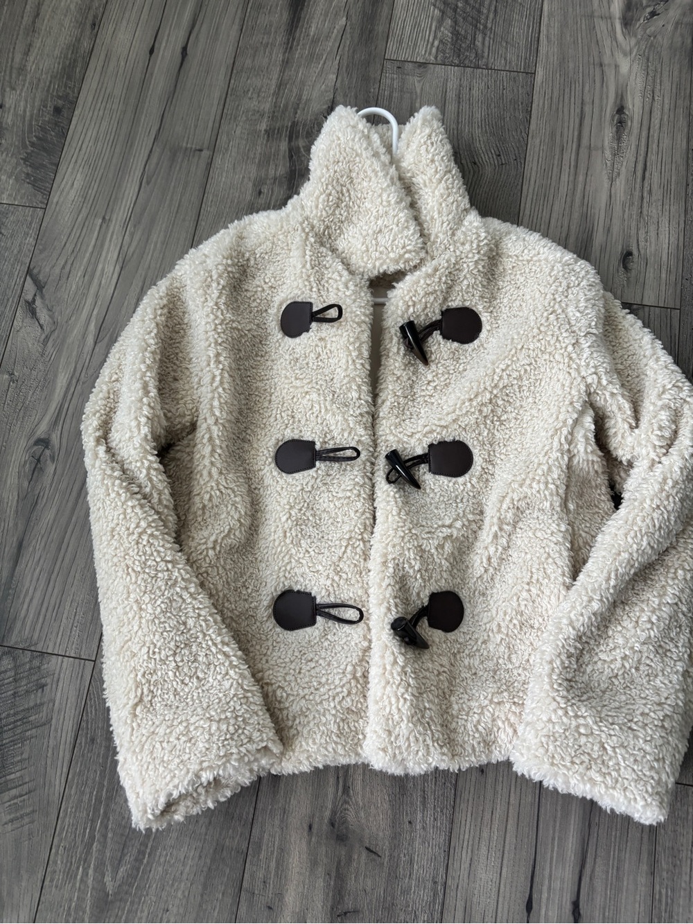 Hollister Cream Sherpa Toggle Jacket